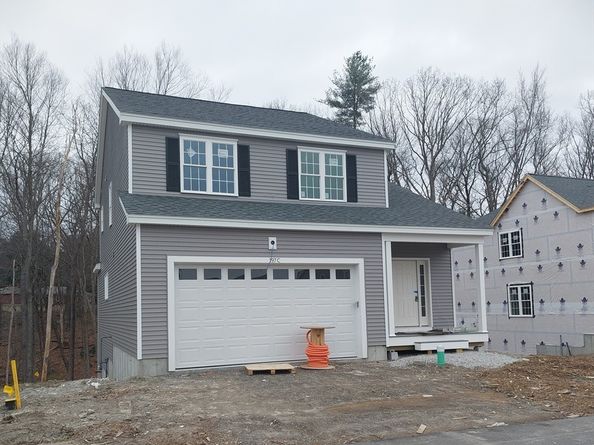 197C Crownshield 16C, Uxbridge MA 01569
