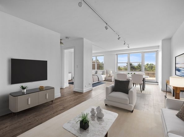 151 Tremont St 6H, Boston MA 02111