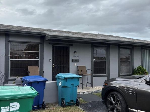11421 SW 150th Dr, Miami FL 33176