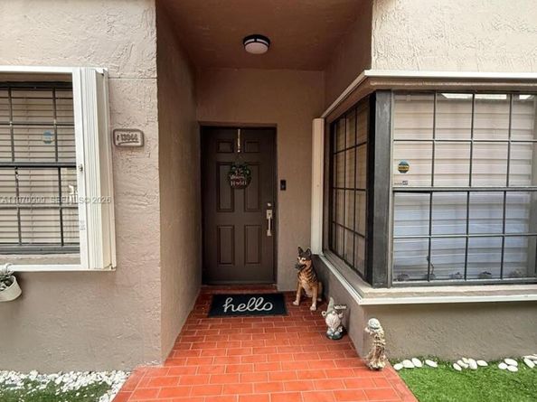 13044 SW 88th Ter N 105, Miami FL 33186