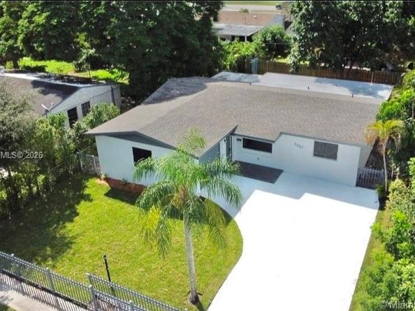 7450 Hope St, Hollywood FL 33024