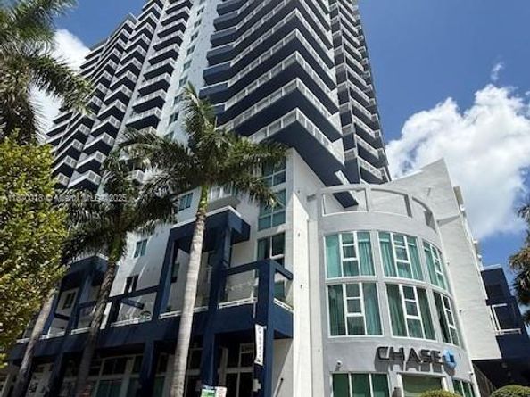 275 NE 18th St 1610, Miami FL 33132