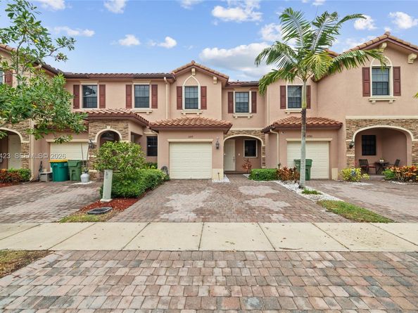 3777 SE 3rd St, Homestead FL 33033