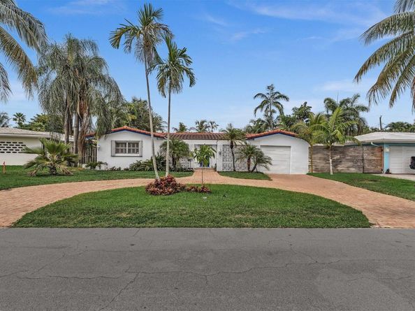 2121 NE 52ND Street, Fort Lauderdale FL 33308