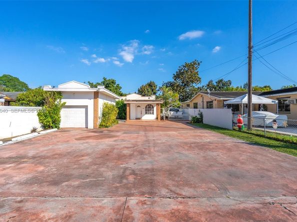 2007 SW 60th Ave, Miami FL 33155