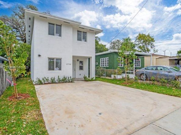 2956 NW 44 St, Miami FL 33142