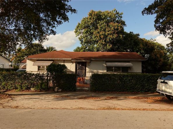 909 NW 76th St, Miami FL 33150