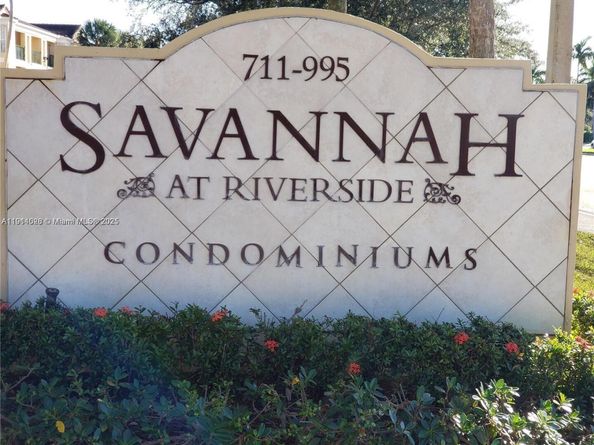 949 Riverside Dr 427, Coral Springs FL 33071