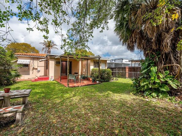 1780 SW 23rd St, Miami FL 33145