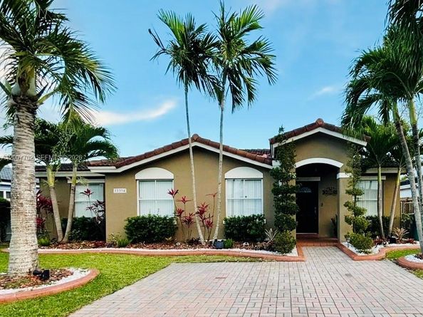11354 SW 246th St, Homestead FL 33032