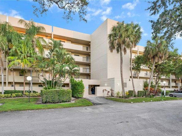 3050 NW 42nd Ave C406, Coconut Creek FL 33066