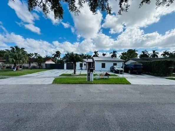 7755 SW 127th Ct, Miami FL 33183