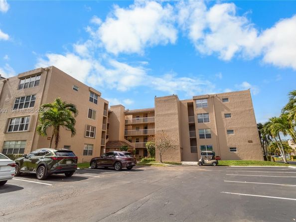 9440 Tangerine Pl 202, Davie FL 33324