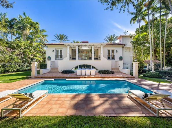 8000 Los Pinos Blvd, Coral Gables FL 33143