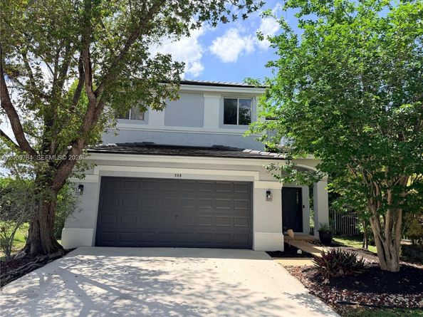980 Golden Cane Dr, Weston FL 33327