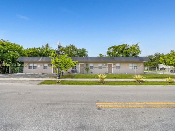 848 NW 2nd Ave, Fort Lauderdale FL 33311