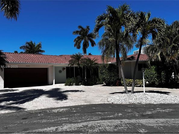 3031 NE 25th St, Fort Lauderdale FL 33305