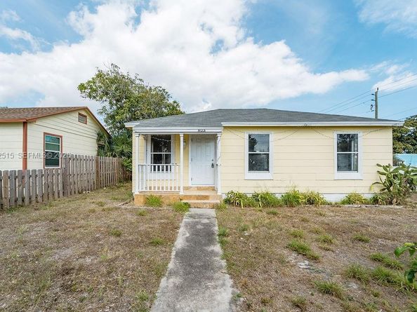 803 36th St, West Palm Beach FL 33407