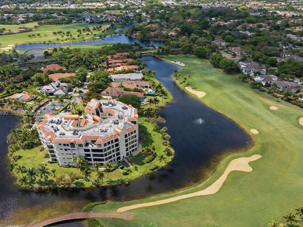 7383 Orangewood Ln 301, Boca Raton FL 33433