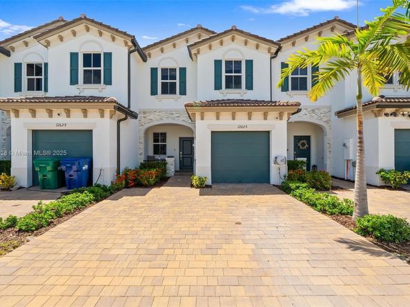 12625 NW 23rd Pl, Miami FL 33167