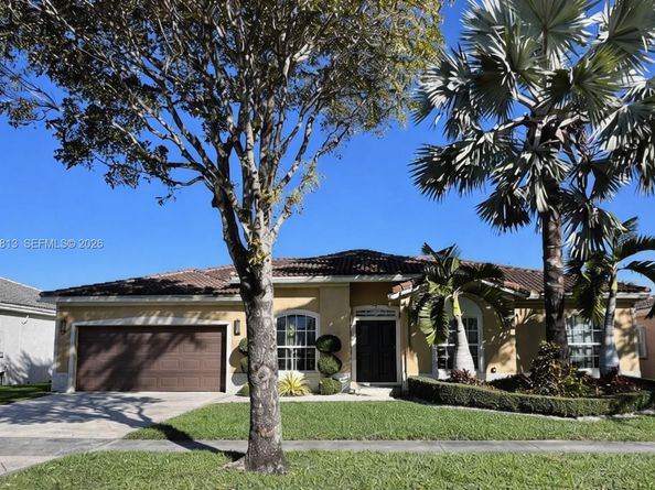 10505 SW 19th St, Miramar FL 33025