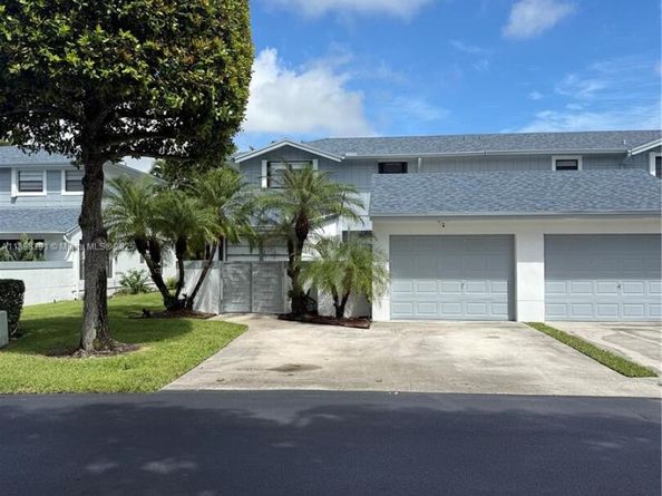 9869 NW 52nd Ter, Doral FL 33178