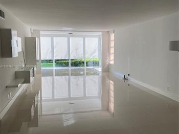 4280 Oaks Ter