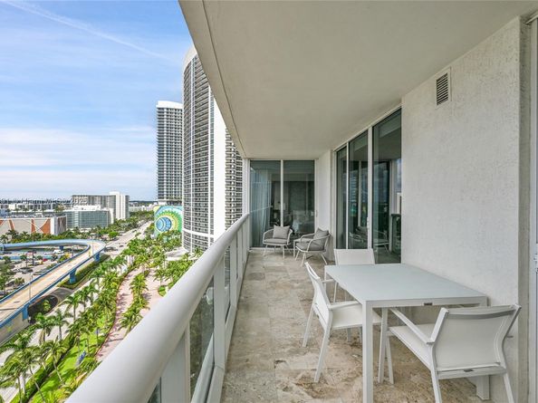 1850 S Ocean Dr 1507, Hallandale Beach FL 33009