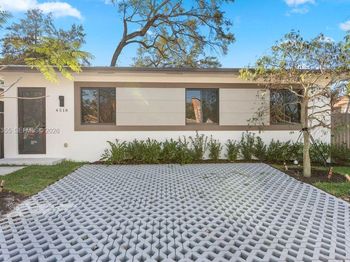 4518 NW 4 St