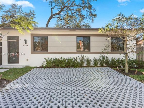 4518 NW 4 St, Miami FL 33126