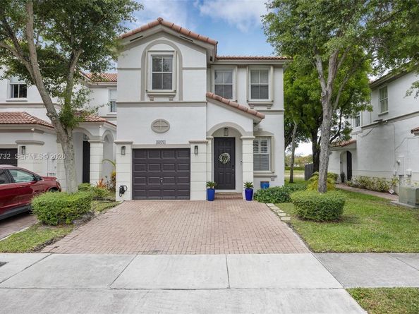 8070 NW 108th Pl, Doral FL 33178