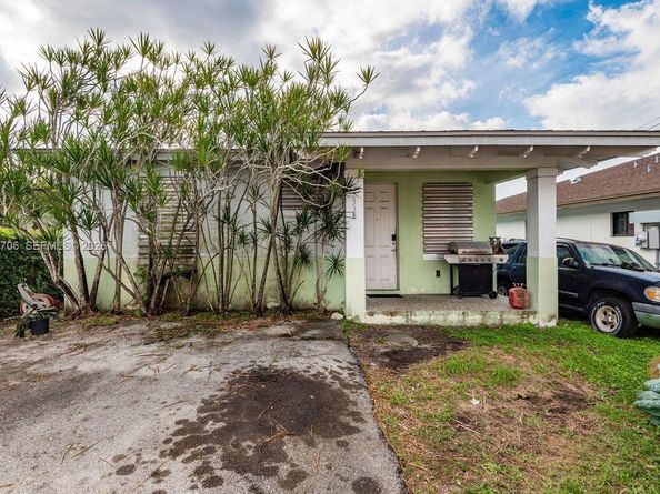 Undisclosed Address #A11978706, Miami FL 33157