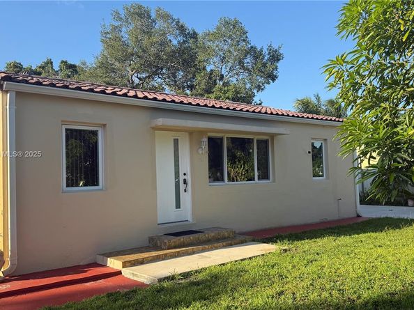 1231 Dunad Ave, Opa-Locka FL 33054