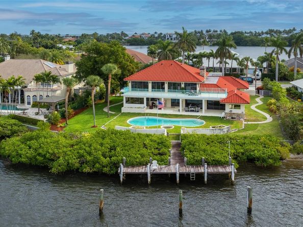 1635 Lands End Rd, Manalapan FL 33462