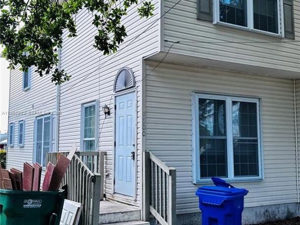 1600 SW 44th Ave, Fort Lauderdale FL 33317