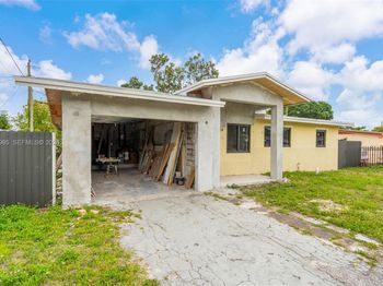 1830 NW 26th Ter