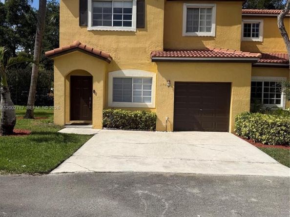 1704 SW 101st Ter, Miramar FL 33025