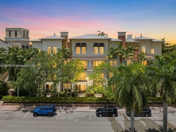 3055 NW 126th Ave #303, Sunrise FL 33323