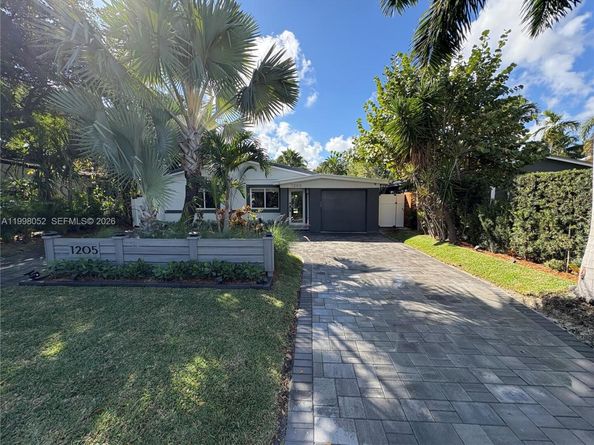 1205 NE 17th Ter, Fort Lauderdale FL 33304
