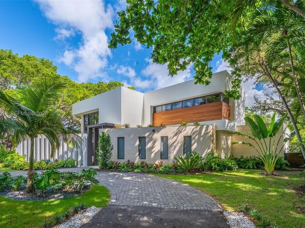4041 S Le Jeune Rd, Miami FL 33146