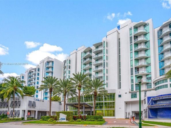 3029 NE 188th St 609, Aventura FL 33180