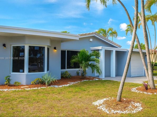 1881 NW 5th Ter, Pompano Beach FL 33060