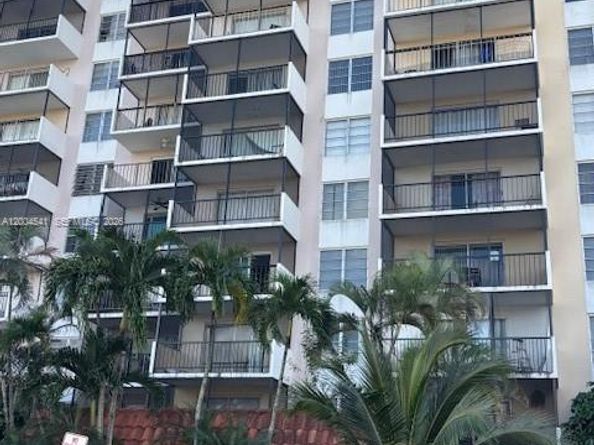 4174 Inverrary Dr 914, Lauderhill FL 33319