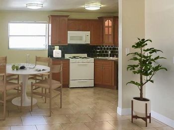 4250 SW 67th Ave