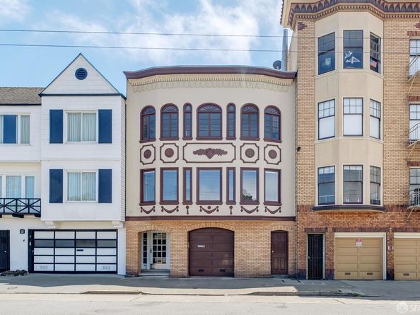1879 Chestnut Street, San Francisco CA 94123
