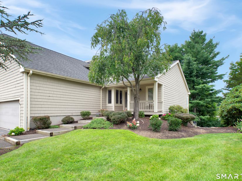 12 Boulevard Drive 36193, Danbury CT 06810