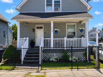 182 Deforest Avenue