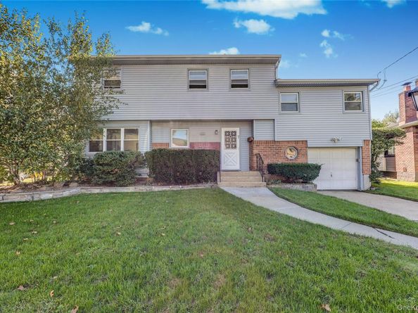 7 Park Circle, Cedarhurst NY 11516