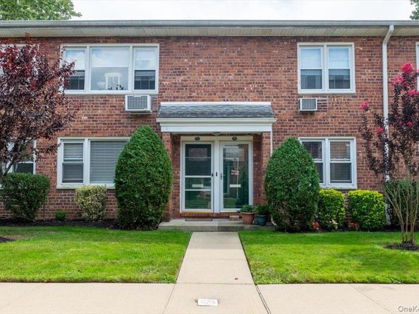 1600 Grand Avenue V1, Baldwin NY 11510