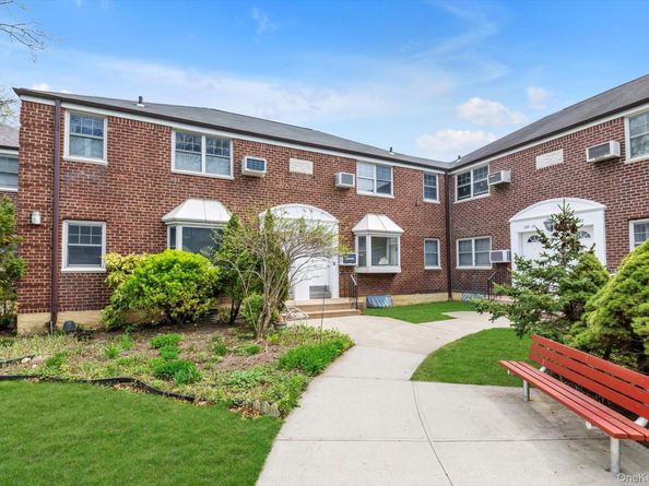 249-36 63rd Avenue 41282, Little Neck NY 11362